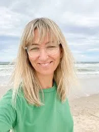 Daniela L.
